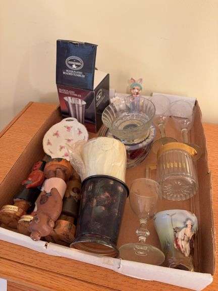 Box Lot of Assorted Glassware and Houseware image