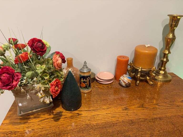 Assorted Home Decor image