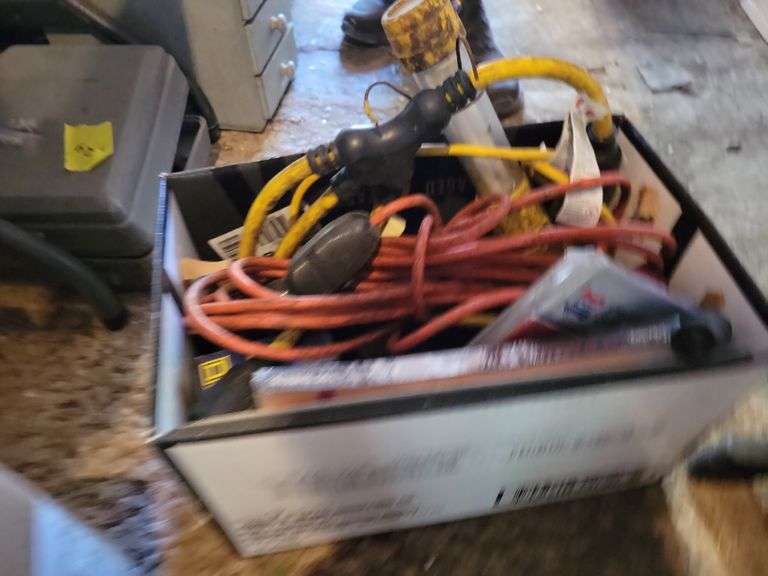 extension cords image