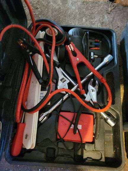 Vehicle Emergency kit image