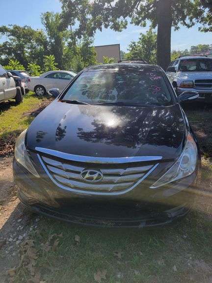 Hyundai Sonata image