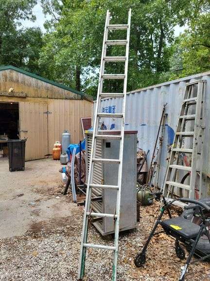 Ladder image