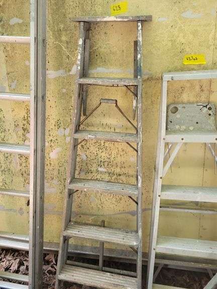 Ladder image