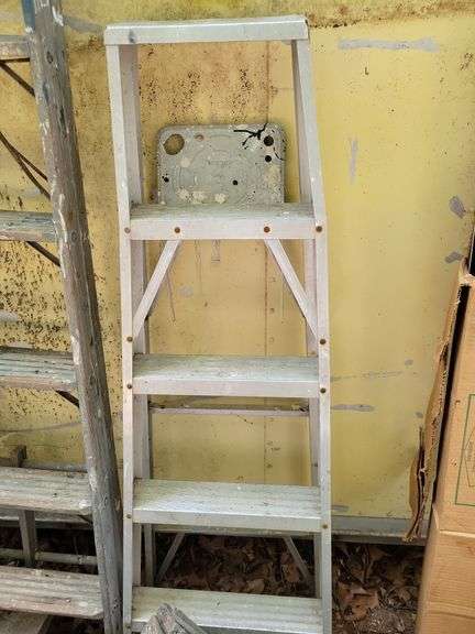 Ladders image