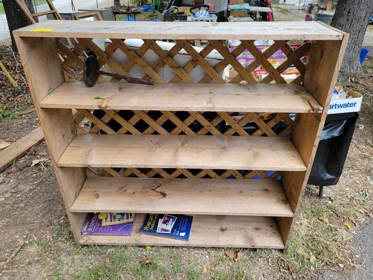 Bookcase image