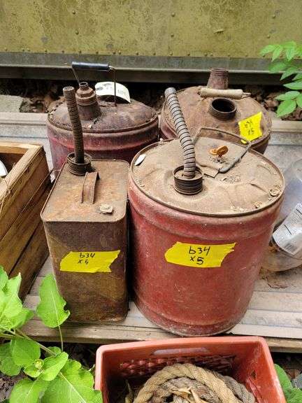gas cans image