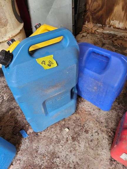 Kerosene containers image