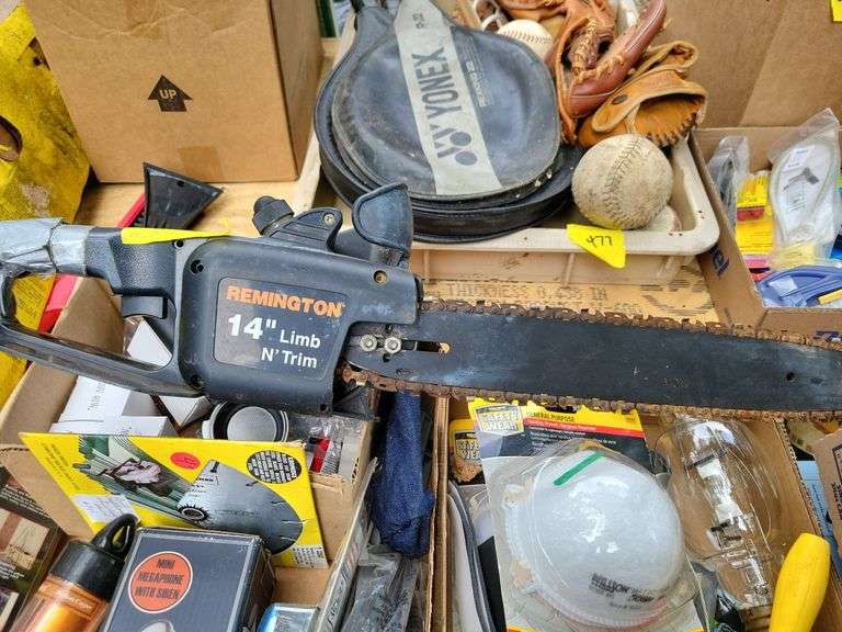 Chainsaw image