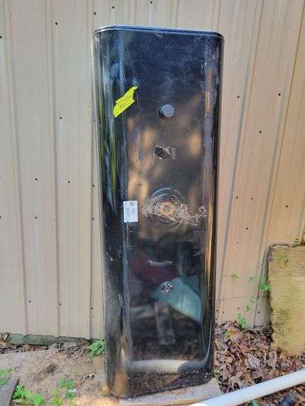 Fuel tank image
