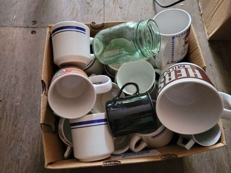 Coffee cups image