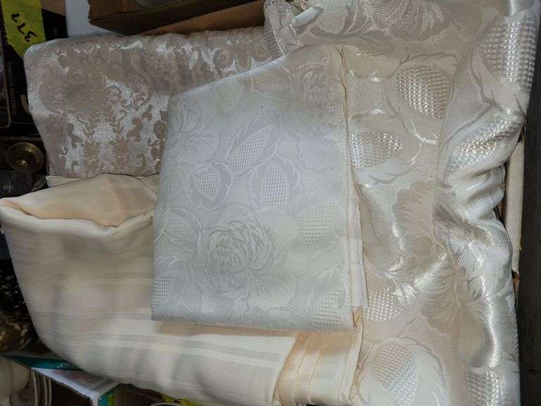 Linens image