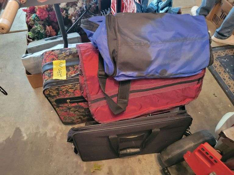Luggage image