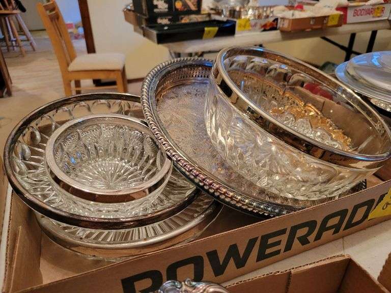 Dishes image