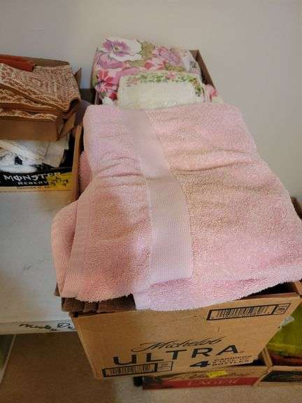 Towels image