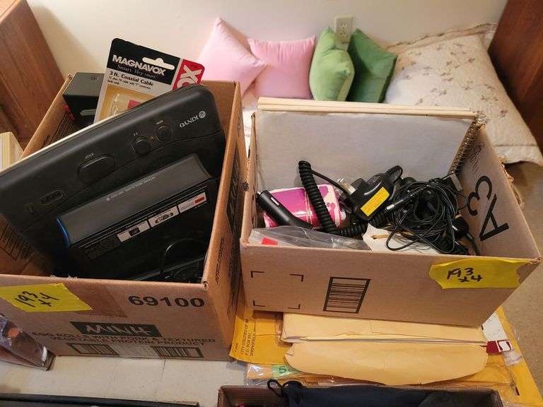 Office supplies image
