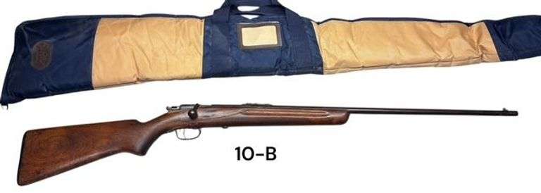 WINCHESTER MODEL 67 BOLT ACTION 22 CALIBER RIFLE. NO SERIAL #; MFG. BETWEEN 1934 TO 1963. FOR PARTS OR REPAIR. SAFETY NOT OPERATING AND STOCK CRACKED/DAMAGED image