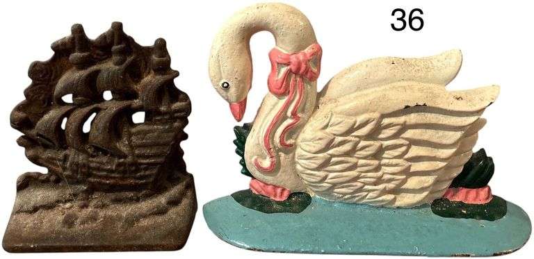 ONE IRON SHIP DOORSTOP, ONE IRON PAINTED SWAN DOORSTOP image