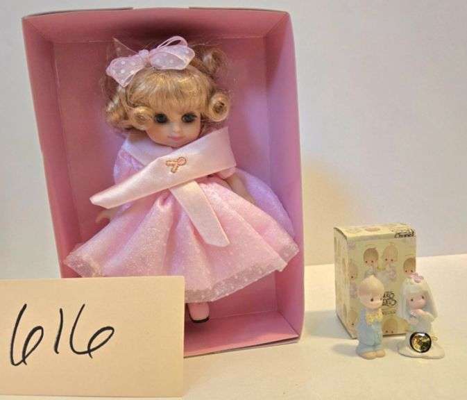 MARIE OSMOND BREAST CANCER AWARENESS TINY TOT & PRECIOUS MOMENTS BRIDE AND GROOM MINIATURE image