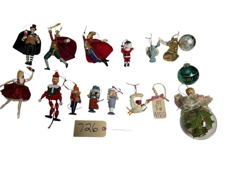 BAG OF ASSORTED CHRISTMAS TREE ORNAMENTS (APPROX. 16) image