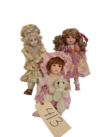 2013 MARIE OSMOND #296/800 PORCELAIN DOLL APPROX. 12.5” TALL, 2007 MARIE OSMOND #0132/1500 PORCELAIN DOLL APPROX. 12” TALL, OTHER SMALL DOLL APPROX. 8” SITTING image