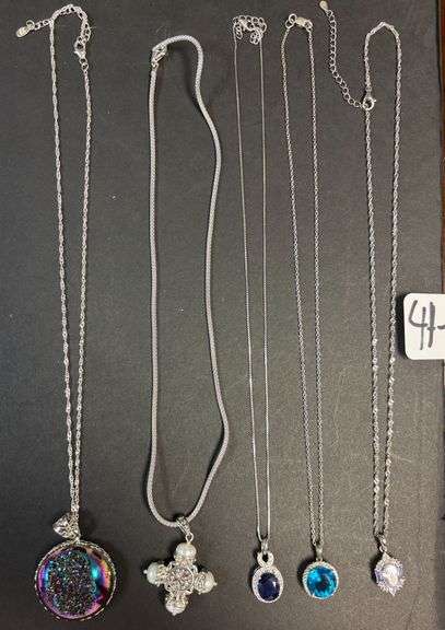 5 STERLING SILVER NECKLACES AND PENDANTS, PURPLE STONE, PEARLIZED STONES, BLUE SAPPHIRE, AQUA BLUE STONE, ICE PINK STONE - 45.32 GRAMS, 1.45 TROY OZ W/ STONES image