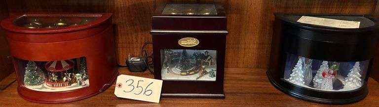 3 MR. CHRISTMAS ANIMATED SERIES - INCLUDES 3 ASSORTED SYMPHONY OF BELLS SCENES image