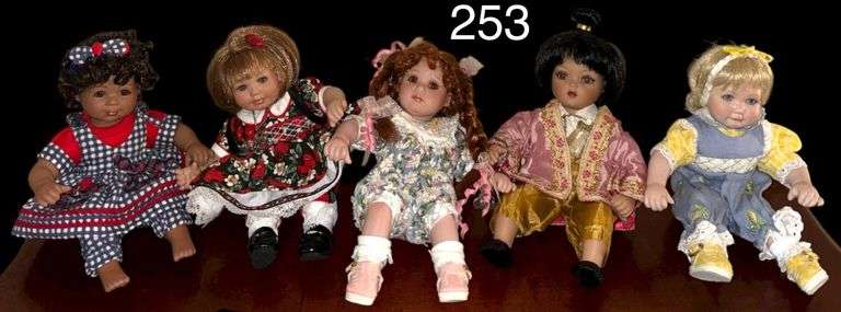 5 VINTAGE PORCELAIN MARIE OSMOND TINY TOT DOLLS image