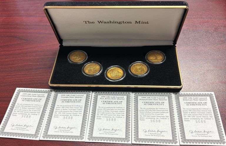 1999 5 STATE QUARTERS LAYERED IN 24K GOLD BY THE WASHINGTON MINT - DELAWARE, PENNSYLVANIA, NEW JERSEY, GEORGIA, CONNECTICUT - WITH 5 COAS - COMES IN A BLACK VELVET CASE image