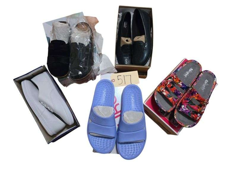 5 PAIRS OF SIZE 9 WOMEN’S SHOES IN ORIGINAL BOXES: KEDS, RYKO, ALLEGRIA, EARTH ORIGINS, CLARKS image