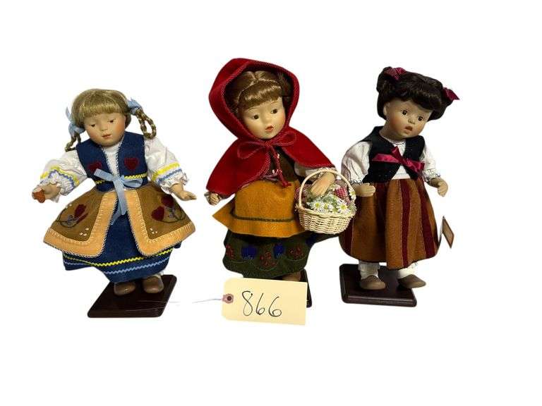 GOEBEL HUMMEL "SNOW WHITE", "LITTLE RED RIDING HOOD" AND "GRETEL" image