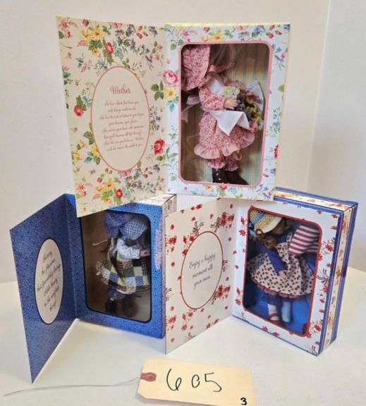 3 MARIE OSMOND HOLLY HOBBIES PORCELAIN DOLLS 7" TALL - MOTHER'S DAY, GREETING, AMERICANA image