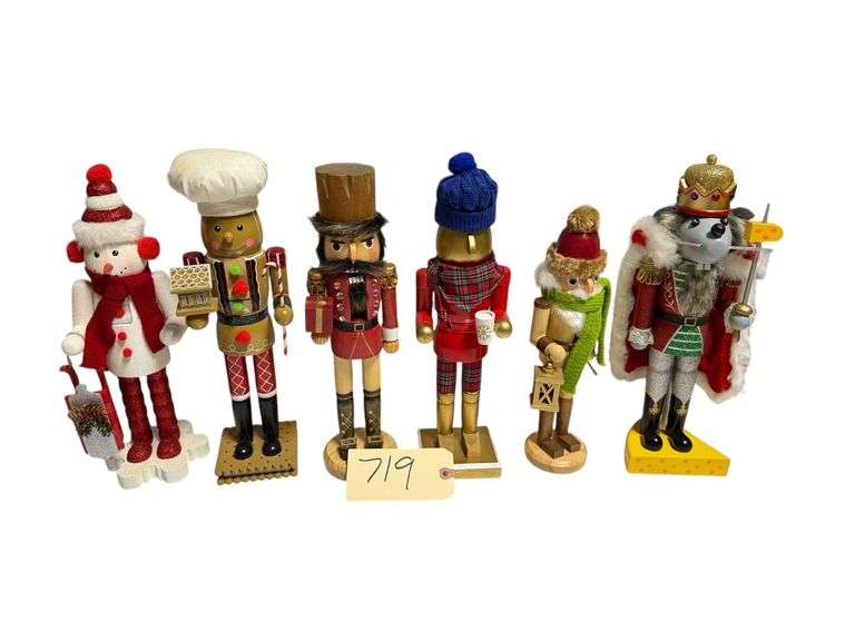 SET OF 6 ASSORTED NUTCRACKER STATUES, MEDIUM SIZE image