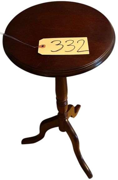 MAHOGANY OR CHERRY CANDLE STAND/FERN STAND MEASURES 28" TALL - TOP IS 12" IN DIAMETER image