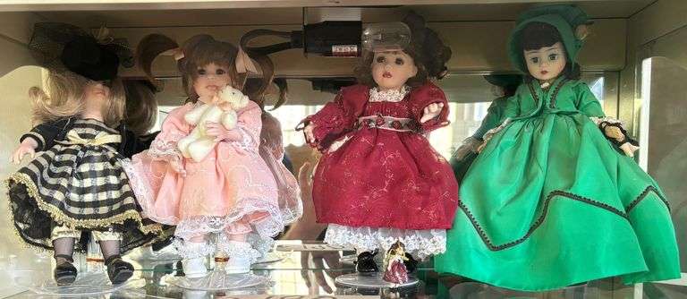LOT OF 4 MARIE OSMOND TINY TOT 8" PORCELAIN COLLECTOR DOLLS ON STANDS - HAVE BEEN KEPT INSIDE A GLASS DOOR CASE image