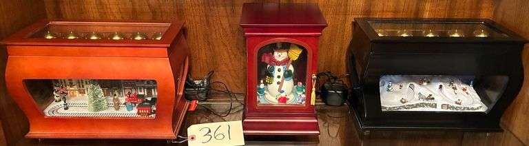 MR. CHRISTMAS SYMPHONY OF BELLS SERIES INCLUDES 2 SCENES AND A LIGHT UP SANTA SCENE (CENTER ONE) image