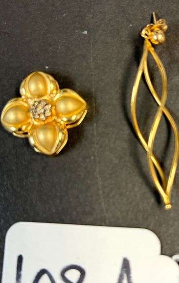 14K GOLD PENDANT FOR NECKLACE, 14K ODD EARRING - 3.55 GRAMS TOTAL image