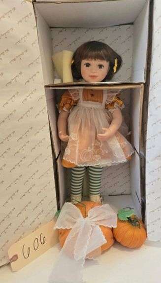 DANBURY MINT BY ELKE HUTCHENS PORCELAIN DOLL 19" TALL "PUMPKIN PIE" image