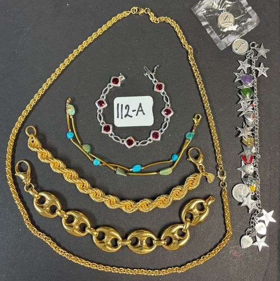 FASHION JEWELRY LOT, 18K GOLD PLATED CHAIN, BRONZE BRACELET, GOLD COLOR BRACELET, BRACELET W/ JADE AND GREEN STONES, RUBY BRACELET SILVER COLOR, VINTAGE CHARM BRACELET image
