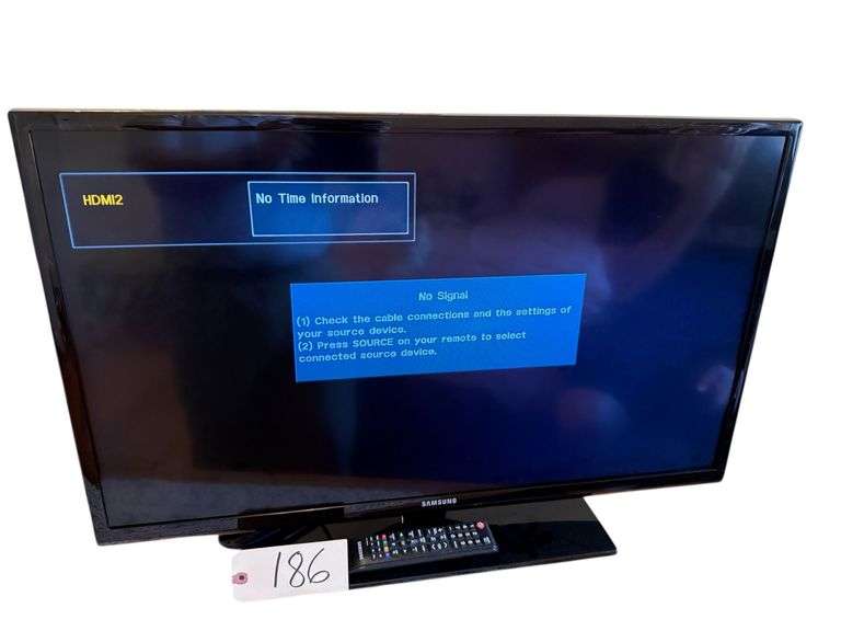 SAMSUNG 32” TELEVISION - WORKING - W/ REMOTE image
