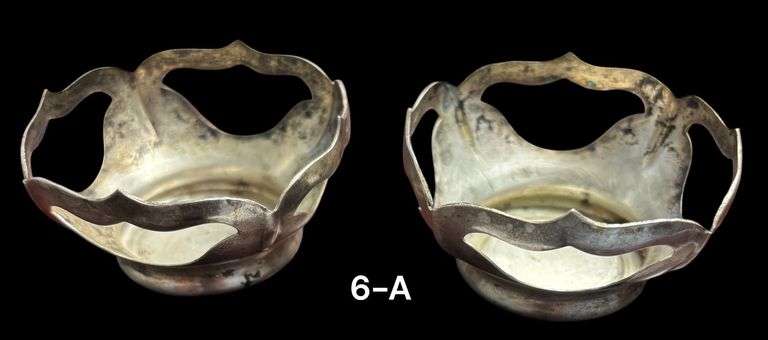 TWO SMALL STERLING SILVER BON-BON TYPE BOWLS - 49.95 GRAMS, 1.60 TROY OZ ON BOTH image