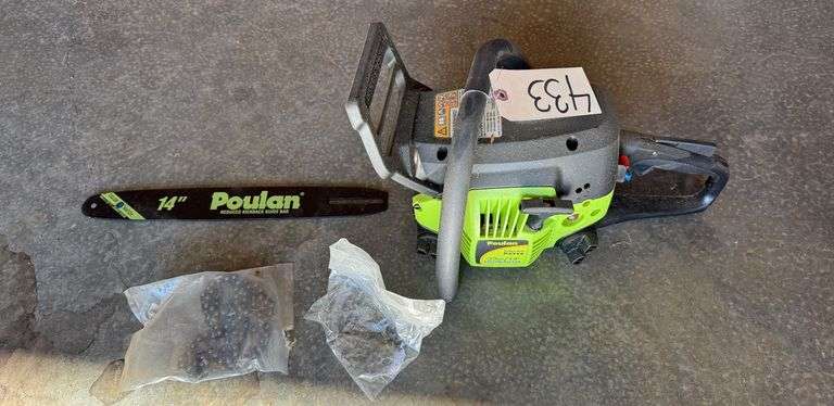 POULAN MODEL P3314 - 33 CC 14 INCH GAS CHAINSAW image