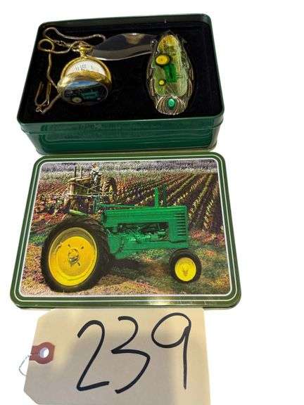 JOHN DEERE KNIFE W/ DECORATIVE HANDLE, JOHN DEERE POCKET WATCH SET IN JOHN DEERE TIN image