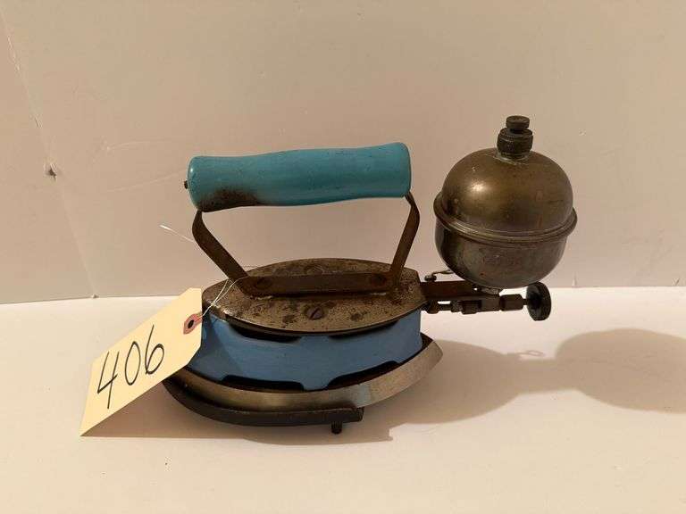 ANTIQUE GAS IRON image