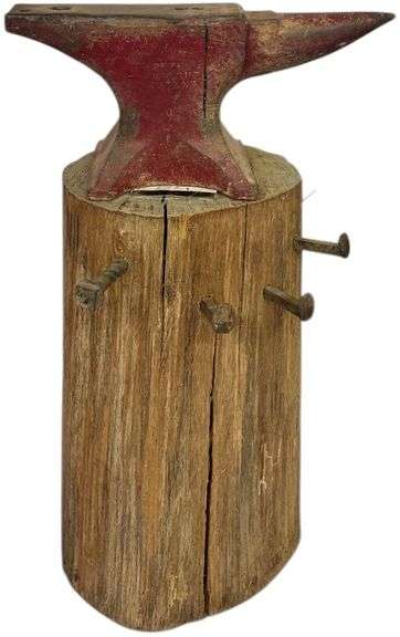 PETER WRIGHT ANVIL SITTING ON CEDAR STUMP image