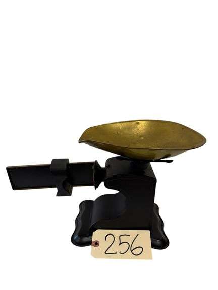 ANTIQUE "SUPREME PELOUZE" MECHANICAL SCALE image