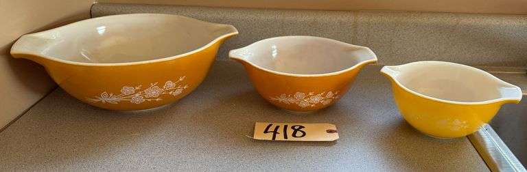 THREE PYREX "BUTTERFLY GOLD" CINDERELLA MIXING BOWLS image