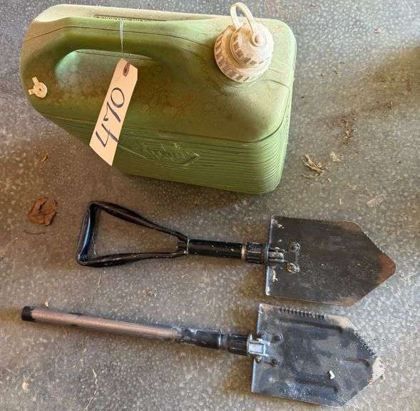 5 GALLON WATER STORAGE TANK, TWO MILITARY SPADES, COLLAPSIBLE image