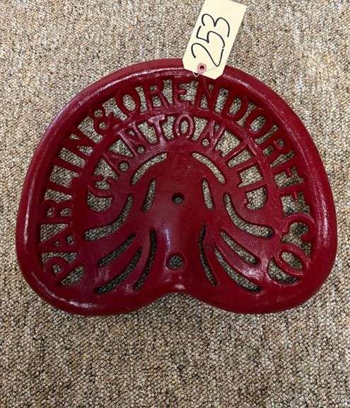 PARLIN & ORENDORFF CAST IRON TRACTOR SEAT CANTON, IL image