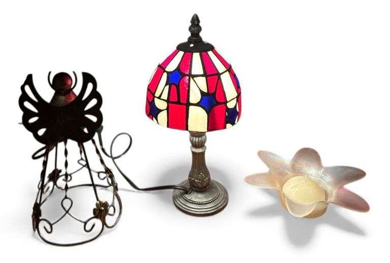 SMALL TIFFANY STYLE LAMP APPROX. 11.5" TO TOP OF FINIAL, METALLIC ANGELIC DISPLAY, GLASS FLORAL CANDLEHOLDER image