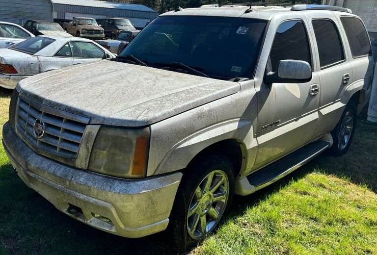2003 CADILLAC ESCALADE - HAS VIRGINIA. TITLE. HAS KEY. VIN: 1GYEK63N23R231826